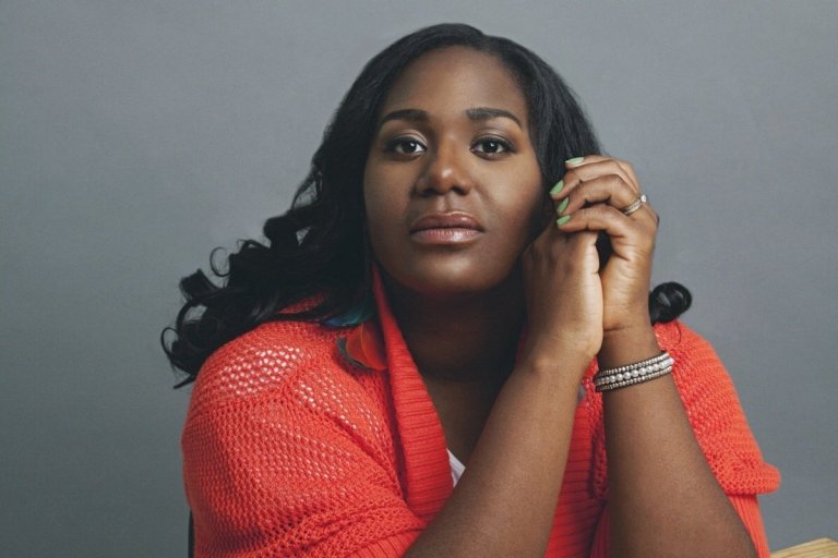 Naomi Raine – Sacrifice (Car Chat) Mp3 Download (lyrics)